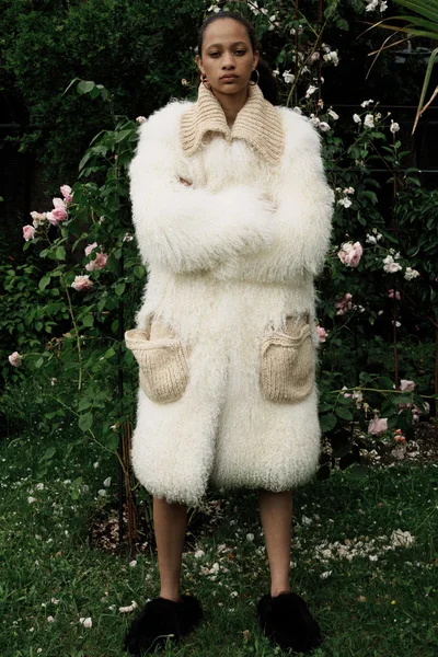 Look 2